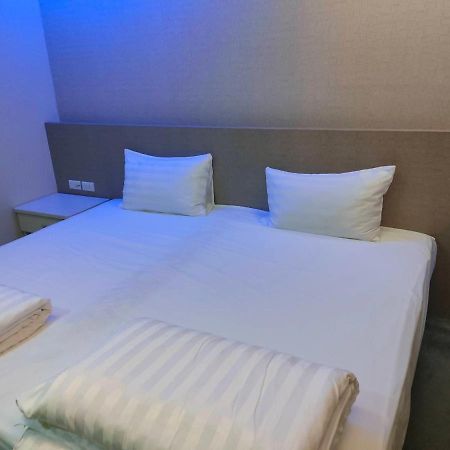 Shun-Yi Business Hotel Chiayi City Exterior photo